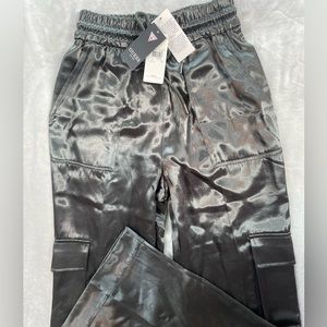 VERY TALL GIRL FRIENDLY BRAND NEW silky satin Guess Hunter Green “Chantal Pants”